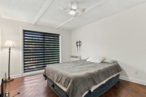 Bedroom - 26-121 Av. Hochar, Saint-Sauveur, QC 