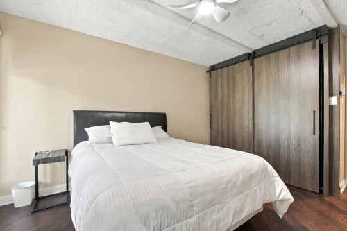 Master Bedroom - 26-121 Av. Hochar, Saint-Sauveur, QC 