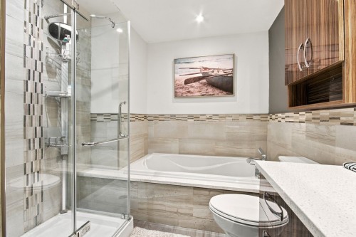 Bathroom - 26-121 Av. Hochar, Saint-Sauveur, QC 