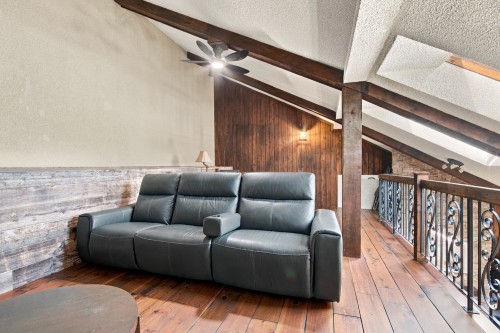 Mezzanine - 26-121 Av. Hochar, Saint-Sauveur, QC 