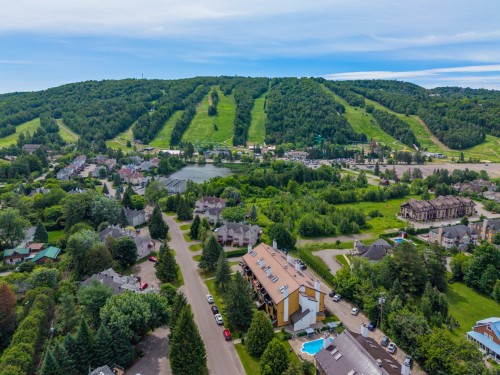 View - 26-121 Av. Hochar, Saint-Sauveur, QC 