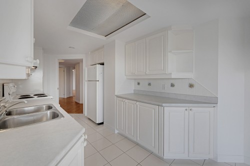 Kitchen - 902-795 Rue Muir, Montréal (Saint-Laurent), QC 