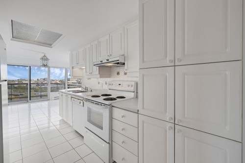 Kitchen - 902-795 Rue Muir, Montréal (Saint-Laurent), QC 