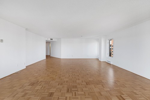 Living Room - 902-795 Rue Muir, Montréal (Saint-Laurent), QC 