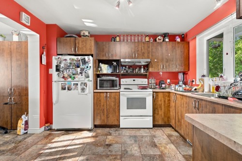 Kitchen - 209 Rg De L'Île-Dupas, La Visitation-De-L'Île-Dupas, QC 