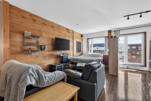 Living Room - 504-1005 Rue Des Francs-Bourgeois, Boisbriand, QC 
