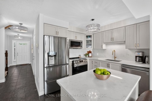 69 Sumner Crescent, Grimsby, ON 