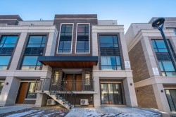 302-11 Walder Lane  Richmond Hill, ON L4S 0P6