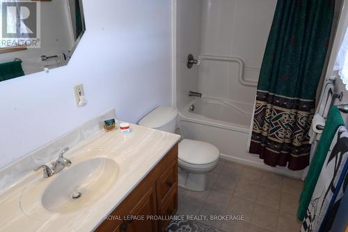 4822 Battersea Road, Frontenac (Frontenac South), ON 