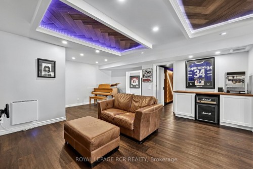 52 Hackett Street, East Gwillimbury, ON 