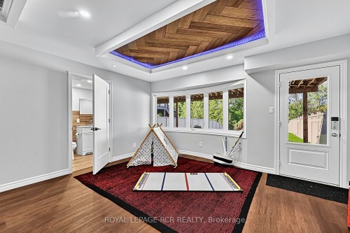 52 Hackett Street, East Gwillimbury, ON 