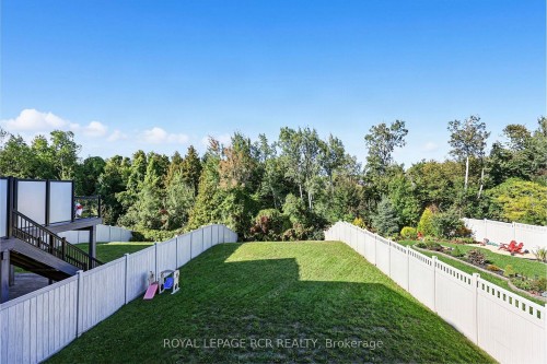 52 Hackett Street, East Gwillimbury, ON 