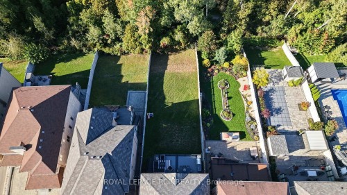 52 Hackett Street, East Gwillimbury, ON 
