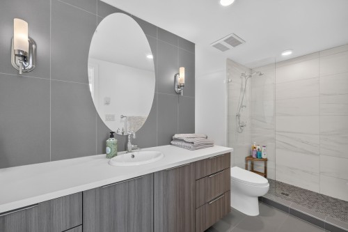 2101-1151 Sunset Drive, Kelowna, BC 