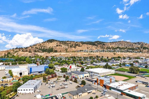 2101-1151 Sunset Drive, Kelowna, BC 