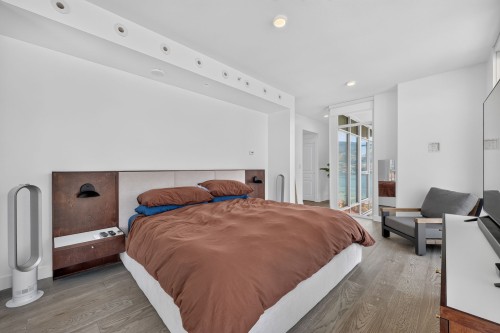 2101-1151 Sunset Drive, Kelowna, BC 