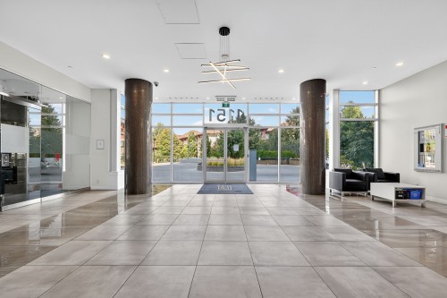 2101-1151 Sunset Drive, Kelowna, BC 