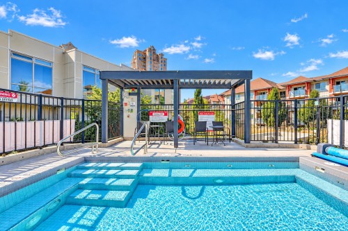2101-1151 Sunset Drive, Kelowna, BC 