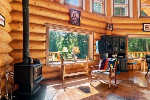 2380 Wm Brown Road, Magna Bay, BC 