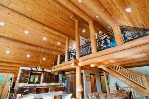 2380 Wm Brown Road, Magna Bay, BC 