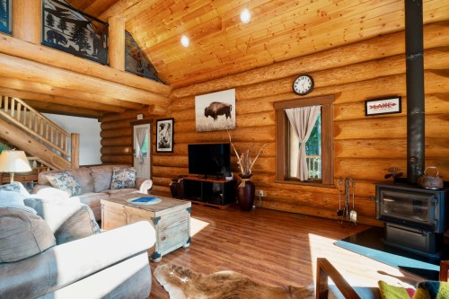 2380 Wm Brown Road, Magna Bay, BC 