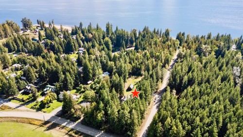 2380 Wm Brown Road, Magna Bay, BC 