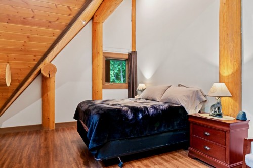 2380 Wm Brown Road, Magna Bay, BC 