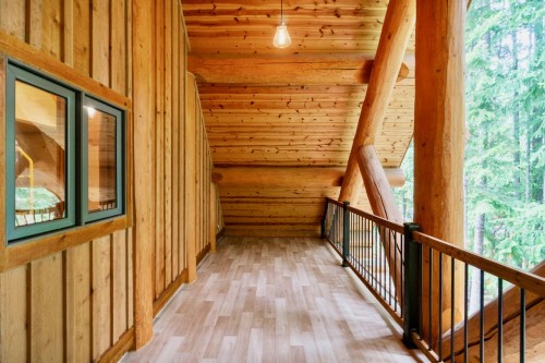 2380 Wm Brown Road, Magna Bay, BC 