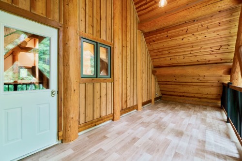 2380 Wm Brown Road, Magna Bay, BC 