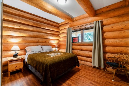 2380 Wm Brown Road, Magna Bay, BC 