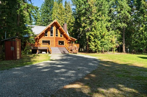 2380 Wm Brown Road, Magna Bay, BC 