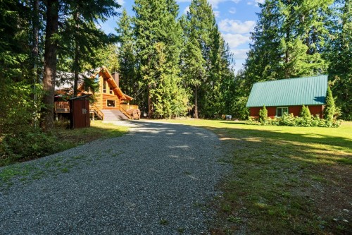 2380 Wm Brown Road, Magna Bay, BC 