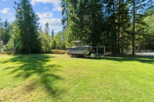 2380 Wm Brown Road, Magna Bay, BC 