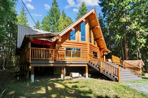 2380 Wm Brown Road, Magna Bay, BC 