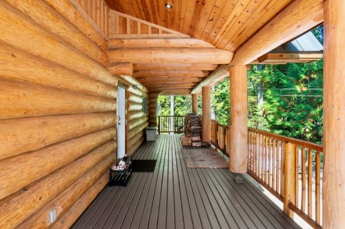 2380 Wm Brown Road, Magna Bay, BC 