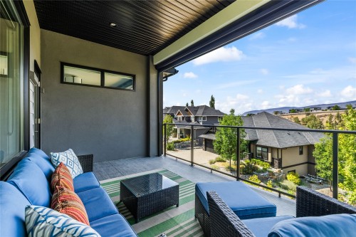6-1349 Rocky Point Drive, Kelowna, BC 
