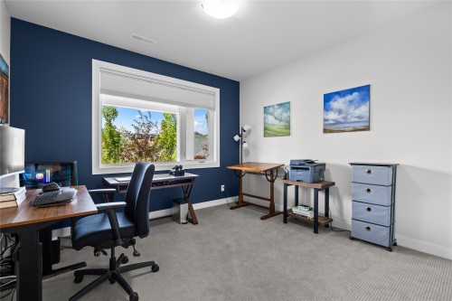 6-1349 Rocky Point Drive, Kelowna, BC 