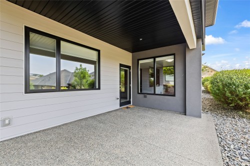 6-1349 Rocky Point Drive, Kelowna, BC 