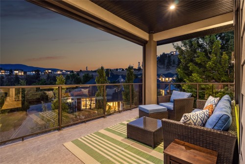 6-1349 Rocky Point Drive, Kelowna, BC 