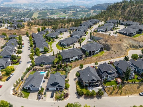 6-1349 Rocky Point Drive, Kelowna, BC 