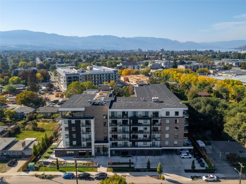 445-1274 Devonshire Avenue, Kelowna, BC 