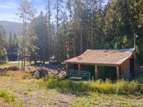 1438 Lepitzki Road, Arrow Creek, BC 