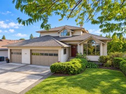 1385 Mountain Avenue Kelowna, BC V1Y 7H3