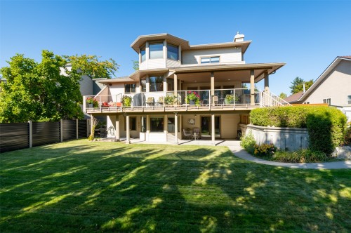 1385 Mountain Avenue, Kelowna, BC 