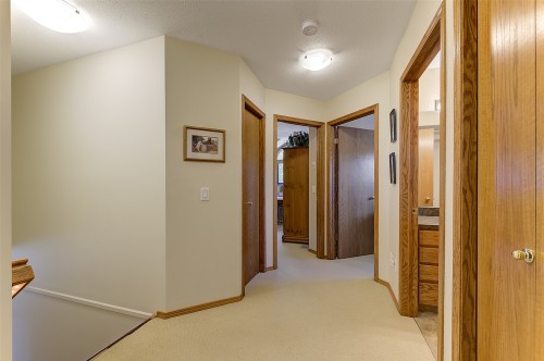 1385 Mountain Avenue, Kelowna, BC 