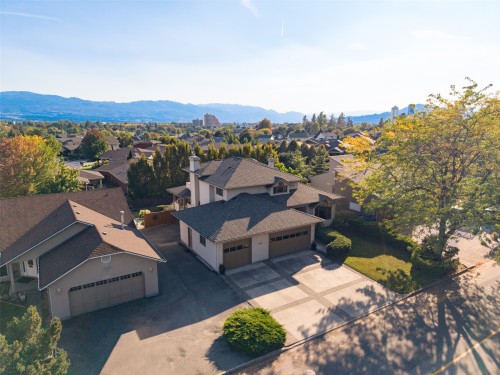 1385 Mountain Avenue, Kelowna, BC 