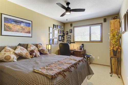 1385 Mountain Avenue, Kelowna, BC 