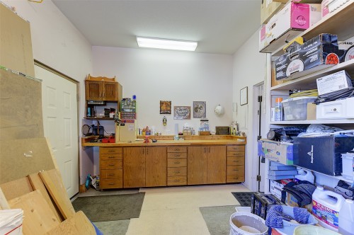 1385 Mountain Avenue, Kelowna, BC 