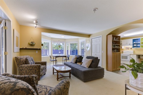 1385 Mountain Avenue, Kelowna, BC 