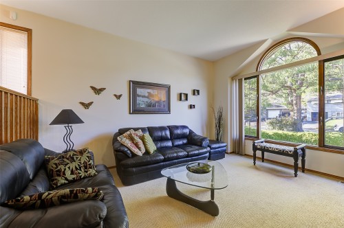 1385 Mountain Avenue, Kelowna, BC 